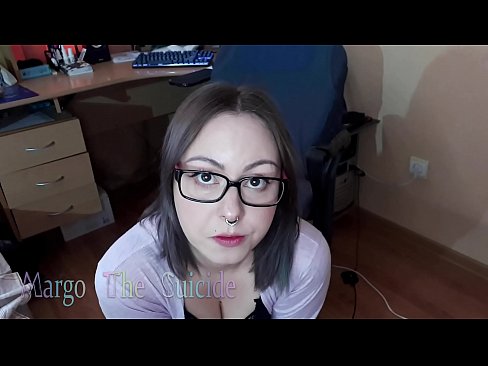 ❤️ Sexet pige med briller sutter Dildo dybt på kamera ️ Kvalitets porno at da.verhentai.ru ❌❤
