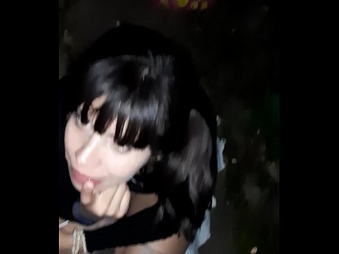 ❤️ På gaden hævet penis i bytte for slik ️ Kvalitets porno at da.verhentai.ru ❌❤
